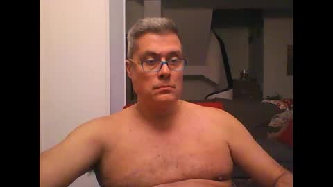 Snapshot of prendimisubito chatting on 5, 1, 2025 prendimisubito online show from 5, 1, 2025
