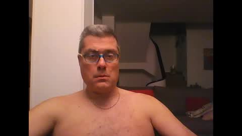 Snapshot of prendimisubito chatting on 24, 2, 2025 prendimisubito online show from 24, 2, 2025