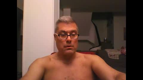 Snapshot of prendimisubito chatting on 15, 10, 2025 prendimisubito online show from 15, 10, 2025