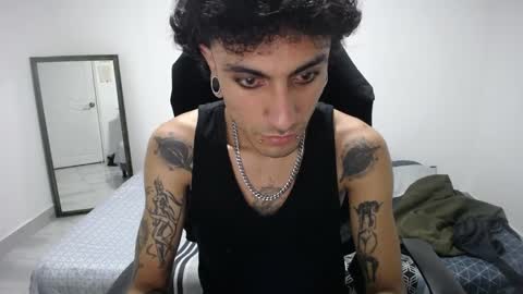 Plux online show from 10, 4, 2026