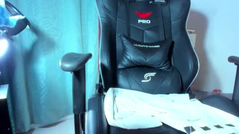 Snapshot of pressure_xxx_420 chatting on 5, 3, 2026 PRESSURE online show from 5, 3, 2026