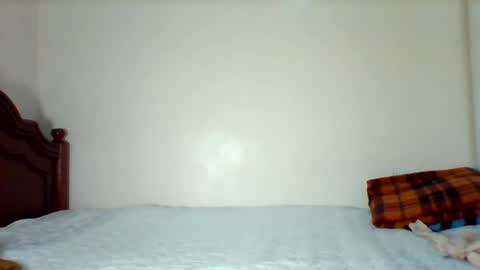 prettie_petitee online show from 13, 7, 2026