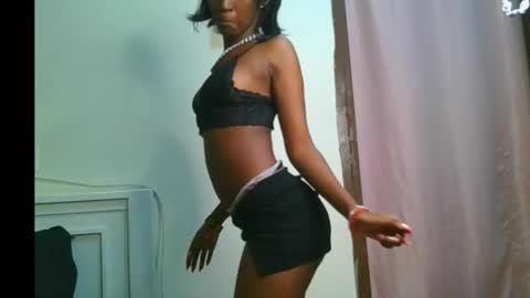 Snapshot of pretty__lisa chatting on 31, 1, 2026 pretty__lisa online show from 31, 1, 2026