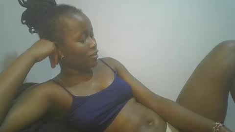 Snapshot of pretty_abella chatting on 3, 2, 2025 abella online show from 3, 2, 2025