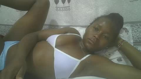 Snapshot of pretty_abella chatting on 10, 2, 2025 abella online show from 10, 2, 2025