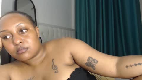 Snapshot of pretty_annah chatting on 25, 5, 2026 Annah online show from 25, 5, 2026