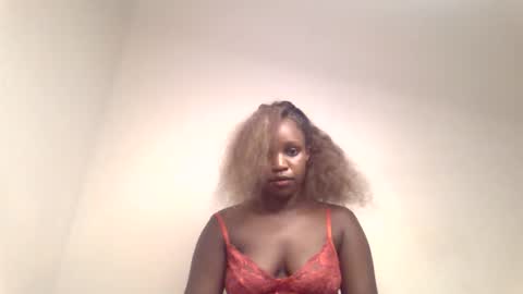 pretty_curvy99 online show from 2, 5, 2026