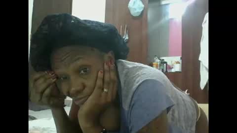 Snapshot of pretty_darya chatting on 21, 10, 2025 pretty_darya online show from 21, 10, 2025