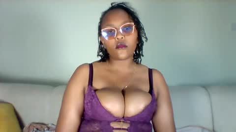 Snapshot of pretty_dee1 chatting on 28, 7, 2026 pretty_dee1 online show from 28, 7, 2026