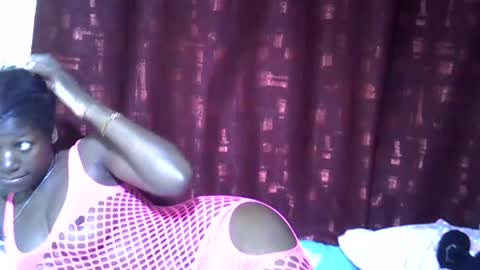 pretty_ebby online show from 28, 6, 2026