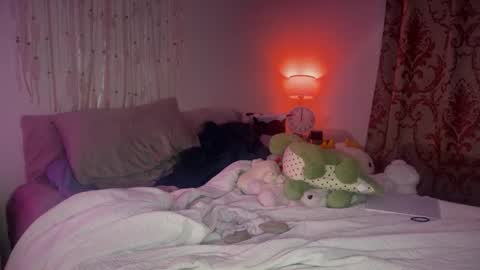 Snapshot of pretty_in_p1nk chatting on 29, 1, 2025 Sophie online show from 29, 1, 2025