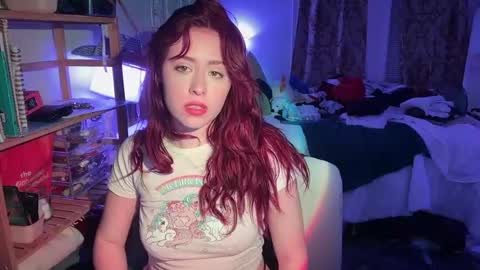 Snapshot of pretty_in_p1nk chatting on 12, 2, 2025 Sophie online show from 12, 2, 2025