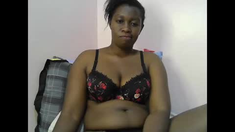 pretty_kylah online show from 23, 11, 2025