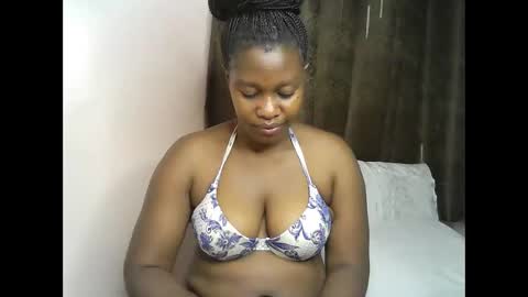 Snapshot of pretty_kylah chatting on 12, 5, 2026 pretty_kylah online show from 12, 5, 2026