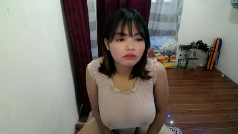 Snapshot of pretty_little_baby18 chatting on 26, 6, 2026 Venus online show from 26, 6, 2026