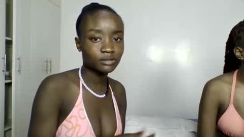 pretty luv1 online show from 16, 12, 2025