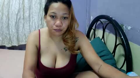 pretty_lyn08 online show from 7, 6, 2026