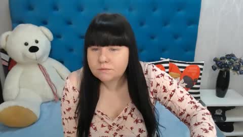 Snapshot of pretty_malika chatting on 7, 2, 2025 pretty_malika online show from 7, 2, 2025