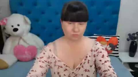 Snapshot of pretty_malika chatting on 24, 2, 2025 pretty_malika online show from 24, 2, 2025