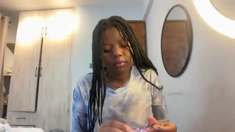 Pretty peaches online show from 20, 6, 2026