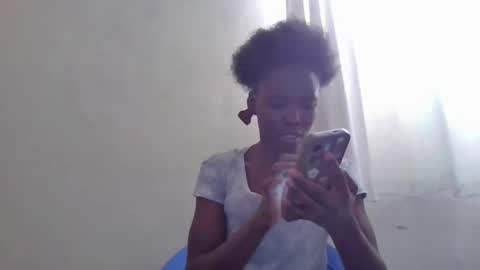 pretty_petite_ebony online show from 14, 11, 2025