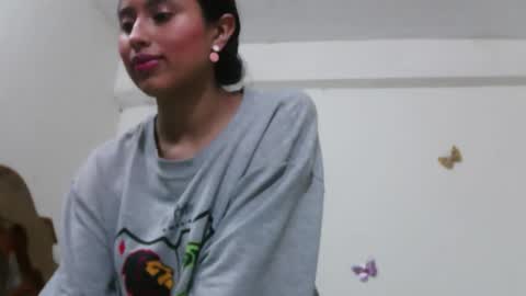 Snapshot of pretty_rose_ chatting on 11, 3, 2026 Rose online show from 11, 3, 2026