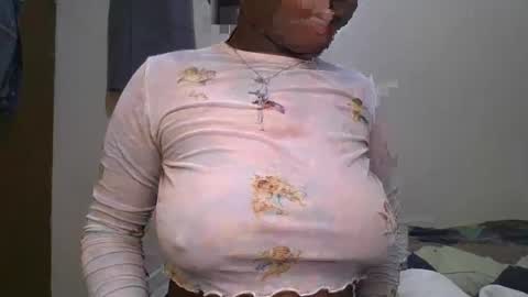 Snapshot of pretty_shila chatting on 14, 10, 2025 pretty_shila online show from 14, 10, 2025