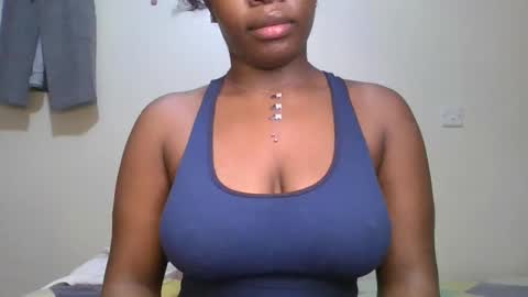 Snapshot of pretty_shila chatting on 27, 10, 2025 pretty_shila online show from 27, 10, 2025