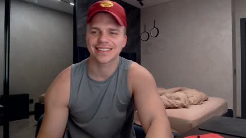 Snapshot of pretty_sweety chatting on 5, 1, 2025 Justin online show from 5, 1, 2025