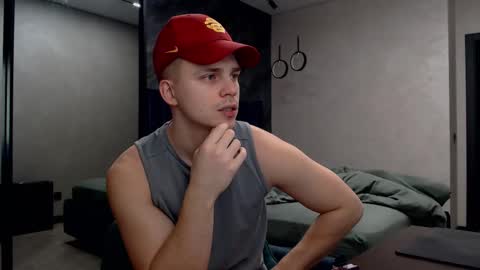 Snapshot of pretty_sweety chatting on 15, 2, 2025 Justin online show from 15, 2, 2025