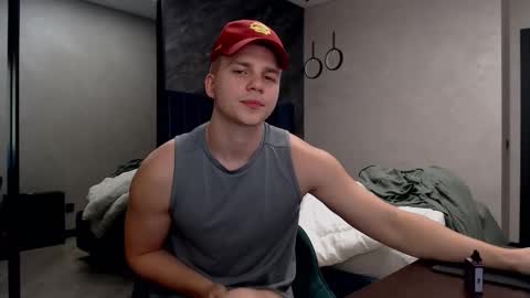 Snapshot of pretty_sweety chatting on 16, 2, 2025 Justin online show from 16, 2, 2025