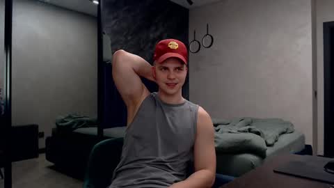 Snapshot of pretty_sweety chatting on 7, 3, 2025 Justin online show from 7, 3, 2025