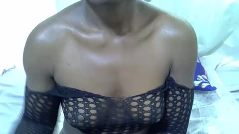 Snapshot of pretty_swirl chatting on 8, 4, 2026 Twirl online show from 8, 4, 2026