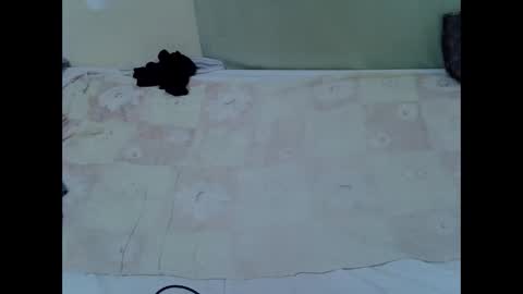 Snapshot of pretty_swirl chatting on 13, 4, 2026 Twirl online show from 13, 4, 2026