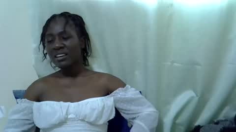 Snapshot of pretty_swirl chatting on 26, 4, 2026 Twirl online show from 26, 4, 2026