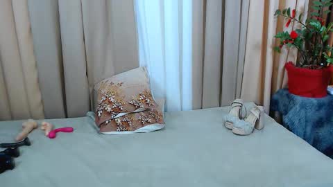 Snapshot of prettyakhira chatting on 3, 2, 2025 prettyakhira online show from 3, 2, 2025