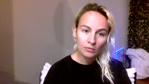 Missy  Jack online show from 4, 2, 2026