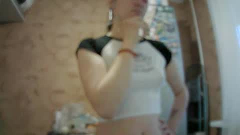 Snapshot of prettybella_7 chatting on 25, 3, 2026 Bella online show from 25, 3, 2026