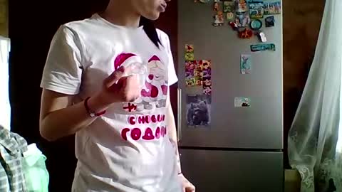 Snapshot of prettybella_7 chatting on 28, 4, 2026 Bella online show from 28, 4, 2026
