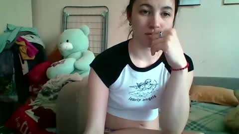 Snapshot of prettybella_7 chatting on 30, 4, 2026 Bella online show from 30, 4, 2026