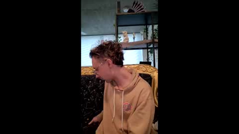 Rey online show from 5, 2, 2026