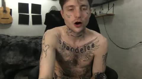 Snapshot of prettyboyszn chatting on 30, 12, 2024 pretty boy online show from 30, 12, 2024