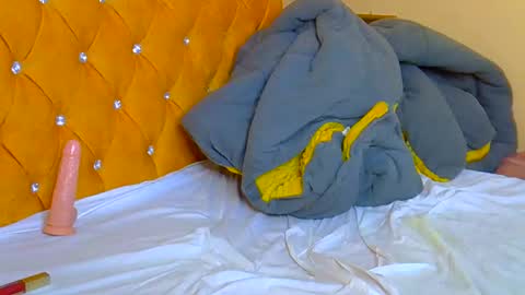 prettycandy0 online show from 19, 11, 2025