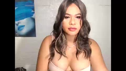 prettydiannara online show from 17, 2, 2025