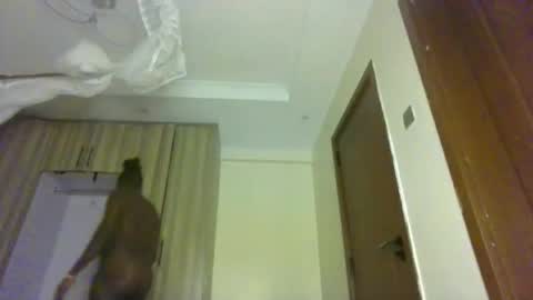 prettydulce online show from 20, 5, 2026