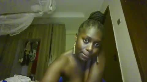 prettydulce online show from 31, 5, 2026