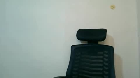 prettyellah online show from 17, 2, 2026