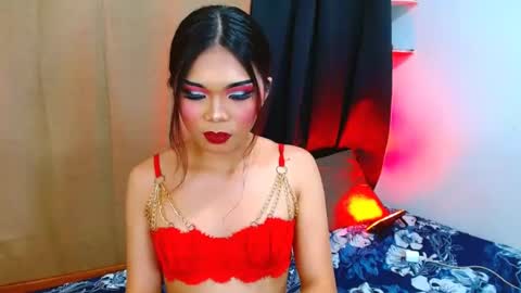 Snapshot of prettyiziets chatting on 4, 2, 2025 prettyiziets online show from 4, 2, 2025