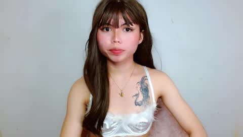 Snapshot of prettyjulian chatting on 10, 12, 2024 SEXY JULIA online show from 10, 12, 2024