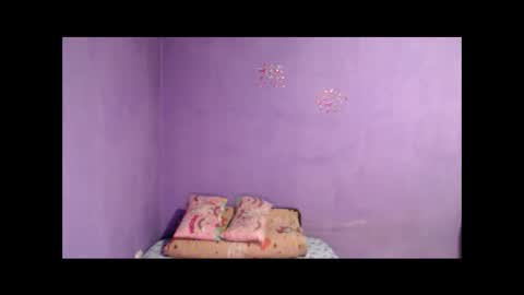 prettyjulliette online show from 4, 3, 2025